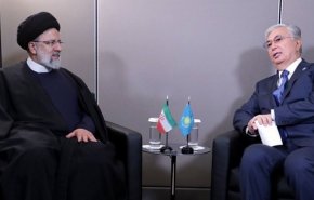 رئيسي: الجوار وعضوية إيران وكازاخستان في شنغهاي يشكلان ارضية جيدة لتطوير العلاقات الثنائية