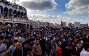 تظاهرات في درنة المنكوبة تطالب برحيل سلطات شرق ليبيا