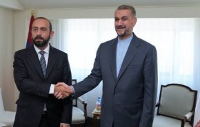 وزير الخارجية الايراني : نعتبر قره باغ جزءا من جمهورية أذربيجان

