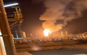 آتش‌سوزی در پالایشگاه بندر الاحمدی کویت + فیلم

