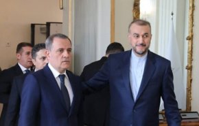 محادثات بين وزير الخارجية الايراني والاذربيجاني

