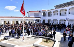 شاهد.. ارتفاع تكاليف 'العودة المدرسية' تثقل كاهل الاسرة التونسية