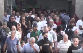 مشارکت ده‌ها هزار فلسطینی در نماز جمعه مسجد الاقصی به رغم محدودیت‌های رژیم صهیونیستی