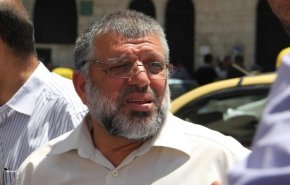 قوات الاحتلال تعتقل المتحدث باسم حماس الرسمي