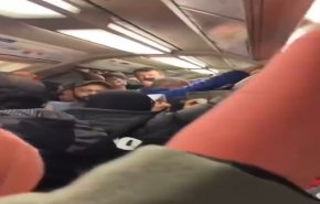 بالفيديو.. سائق مترو أنفاق في لندن يهتف لفلسطين! 