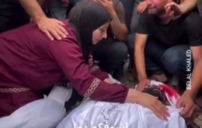 القدس البوصله: وداع دردناک مادر فلسطینی با فرزندان و نوه هایش؛ به خوابم بیایید+ ویدیو