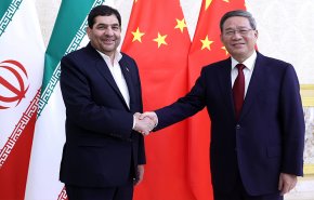 نائب الرئيس الإيراني يلتقي برئيس الوزراء الصيني