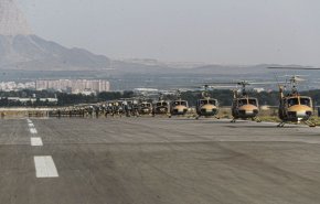 بیش از ۲۰۰ بالگرد ارتش به پرواز درآمد
