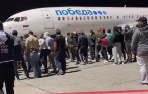 داغستان.. هجوم مردم خشمگین به فرودگاهی در این کشور در پی فرود  هواپیمای اسرائیلی+فیلم