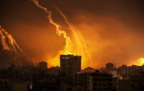 دوي انفجارات عنيفة في تل أبيب