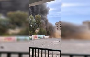 شاهد.. الاحتلال يقصف مدرسة تضم عددا كبيرا للنازحين بغزة