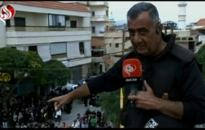 كاميرا العالم ترصد تشييع أحد شهداء المقاومة في بلدة الخيام اللبنانية 