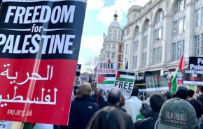 بالفيديو.. الحناجر تصدح في بريطانيا مطالبة بدعم غزة.. فهل من مجيب؟