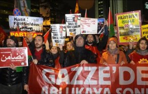 درخواست مردم ترکیه از اردوغان برای قطع روابط با 