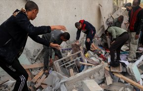 5 شهداء بقصف الاحتلال مدرسة تؤوي نازحين في خان يونس