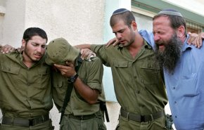 شاهد.. جندي إسرائيلي يتبول في فراشه من هول ما رأى في غزة ! 