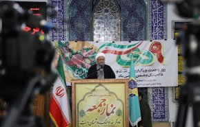 ايران تزداد شموخا ببركة دماء الشهداء وتضحيات المجاهدين