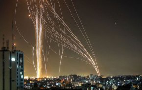 حماس شب گذشته چند فروند موشک به تل آویو شلیک کرد؟