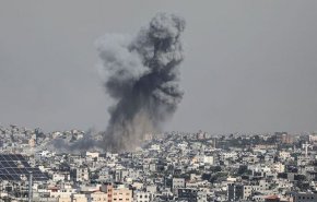 8 شهید در حمله توپخانه ای صهیونیست ها به منازل فلسطینیان غزه/ شهادت 3فلسطینی درحمله جنگنده های صهیونیست به یک خودرو+ویدیو