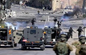 قوات الاحتلال تقتحم نابلس وتصيب وتعتقل فلسطينيين