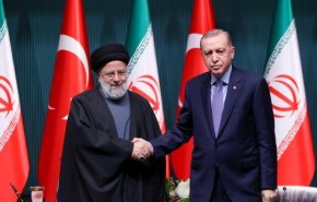 بیانیه مشترک ایران و ترکیه؛ تأکید بر ارتقای حداکثری حجم تجارت و سرمایه‌گذاری متقابل

