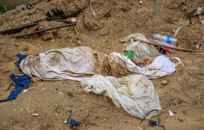 لا راحة للموتى.. الاحتلال الإسرائيلي ينبش القبور في غزة