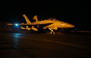 حمله ارتش آمریکا به پهپادهای یمنی با استفاده از جنگنده‌های اف-۱۸