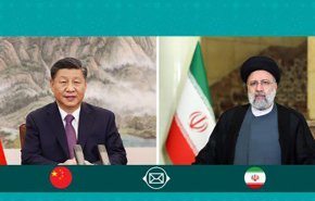الرئيس الصيني يهنئ بمناسبة الذكرى الـ45 لانتصار الثورة الإسلامية