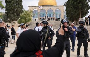 نتنياهو يبحث وحكومته منع دخول الفلسطينيين للأقصى في شهر رمضان
