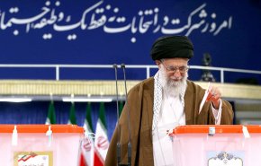 قائد الثورة الإسلامية سيدلي بصوته في الانتخابات صباح اليوم الجمعة