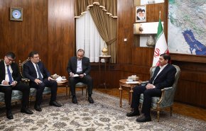 مخبر يؤكد ضرورة التسريع بتنفيذ الاتفاقيات بين طهران وطشقند