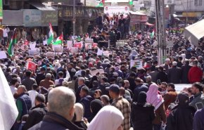 تظاهرات عظیم مردم اردن برای شکستن محاصره باریکه غزه+فیلم

