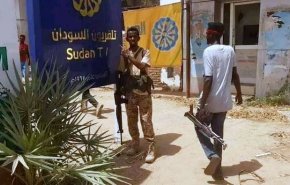 السودان.. الجيش يعلن السيطرة على مقر 'الإذاعة والتلفزيون'
