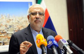 وزير النفط الايراني: صادرات البلاد من النفط والغاز بلغت 50 مليار دولار