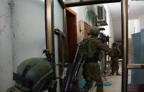 جيش الاحتلال يجبر على الاعتراف بكذب رواية اعتقاله قادة من حماس
