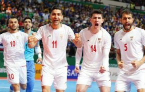 المنتخب الإيراني لكرة الصالات يفوز ببطولة آسيا للمرة الـ13 + فيديو