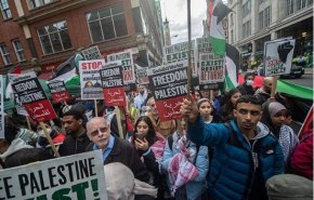 تجمع حامیان فلسطین مقابل ساختمان وزارت تجارت انگلیس