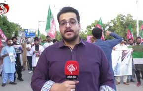 طلاب كليه الطب في باكستان يطالبون بإنقاذ الشعب الفلسطيني الأعزل