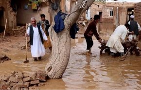 إيران ترسل مساعدات إنسانية وإغاثية إلى منكوبي السيول في أفغانستان
