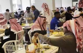 تسمم غذائي في حفر الباطن.. والسلطات السعودية تتخذ قرارا عاجلا 