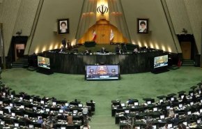 ايران.. انطلاق البرلمان الجديد في ظل غياب الرئيس الشهيد