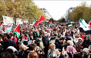 باريس تشهد تظاهرات واسعة منددة بمجزرة الاحتلال في رفح