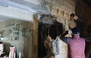 سوريا/استشهاد طفلة وعدد من الجرحى بعدوان اسرائيلي على بانياس+صور