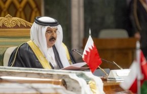 پادشاه بحرین: برای احیای روابط دیپلماتیک با ایران تلاش می‌کنیم