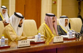 ملك البحرين يمد من الصين يد السلام لإيران