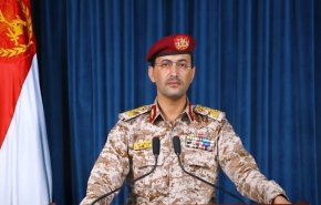 ارتش یمن برای نخستین بار از موشک بالستیک " فلسطین " رونمایی کرد