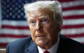 ترامپ آمریکا را «جمهوری موز» خواند
