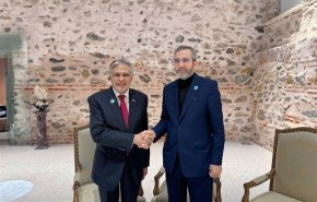 باقري يلتقي وزير خارجية باكستان
