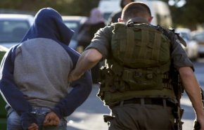 قوات الاحتلال تعتقل 15 فلسطينيا على الأقل من الضفة