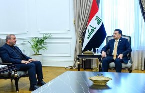 رئيس الوزراء العراقي يستقبل السفير الإيراني لدى العراق

